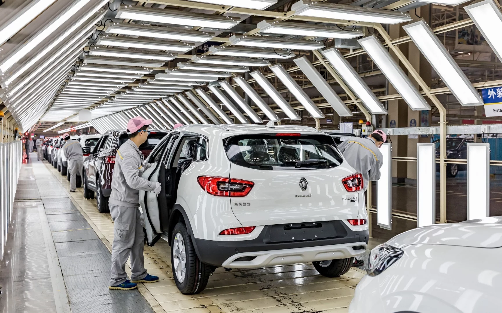 Manufactured in partnership with Dongfeng in China