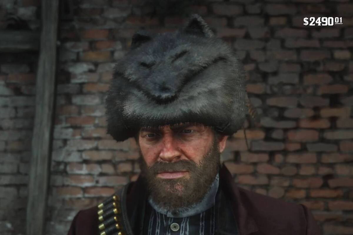 You can make a pretty stylish hat out of the Legendary Coyote pelt