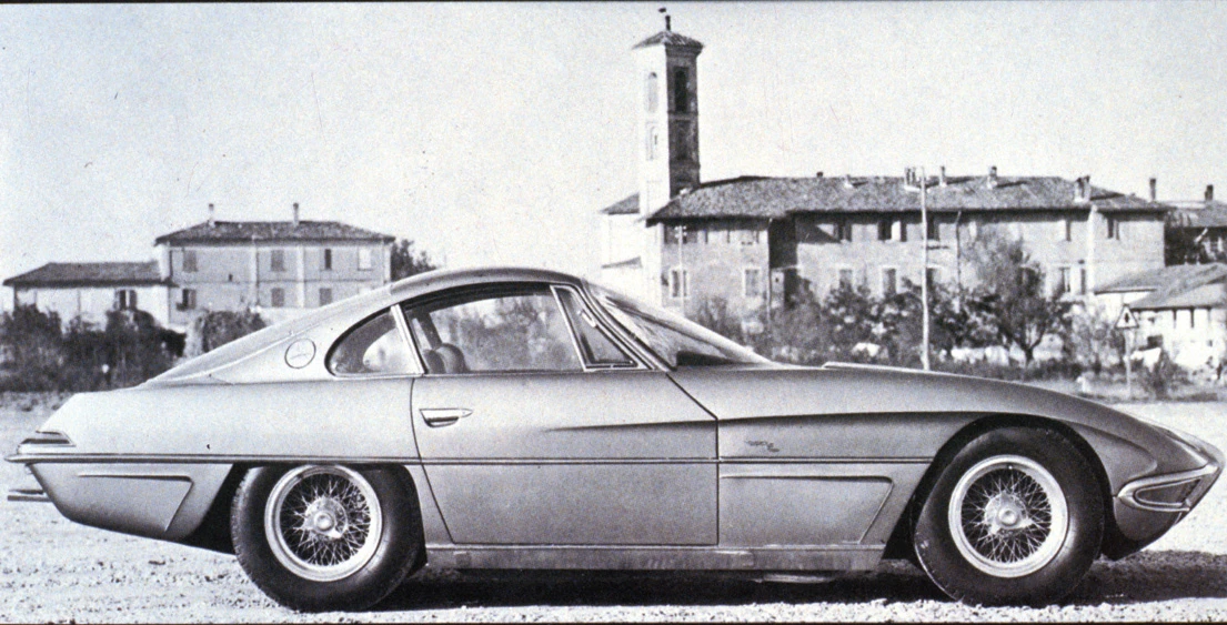 Body by Franco Scaglione, built by Carrozzeria Sargiotto, with Giorgio Neri and Luciano Bonacini completing out the 350 GTV's tube frame