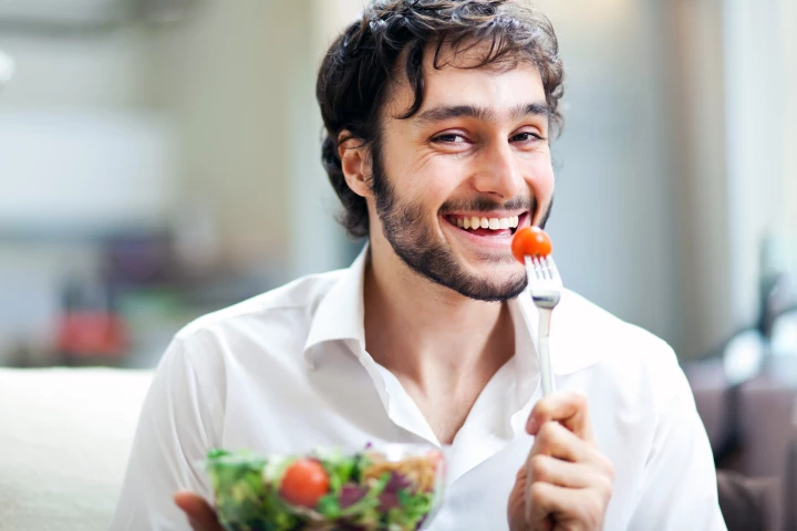 Upping the quality of your diet can reduce chronic pain, independent of weight loss