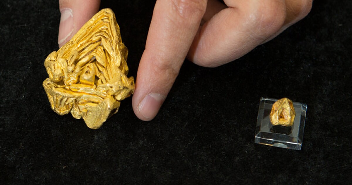 Scientists verify world's largest single crystal piece of gold