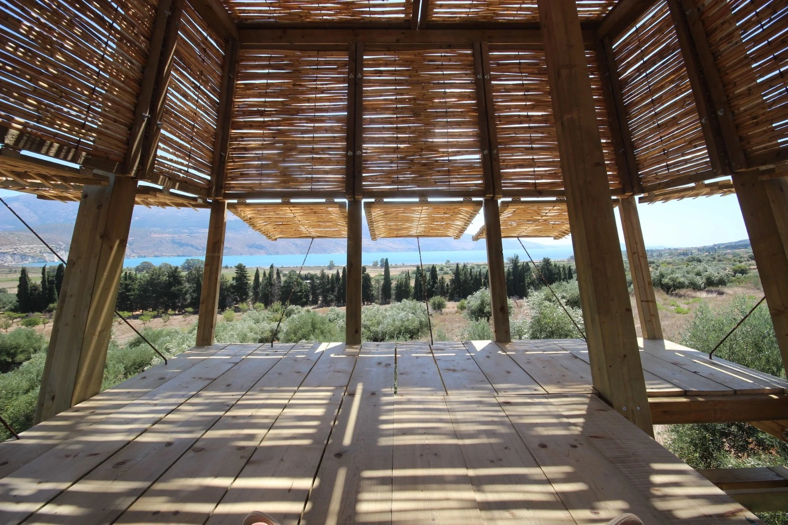The Tragata features a timber floor