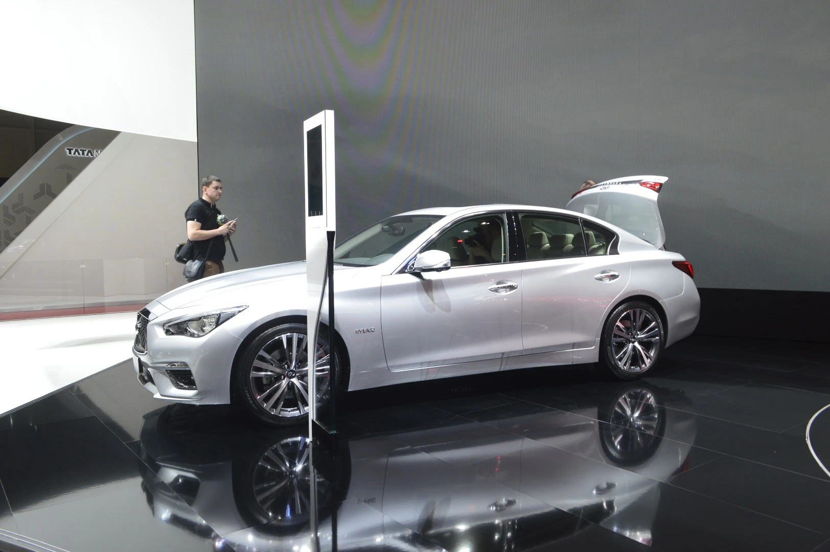 Infiniti is now packaging its driver support technologies as “ProPILOT,” a term that’s new to Infiniti but that’s been used within Nissan for some time