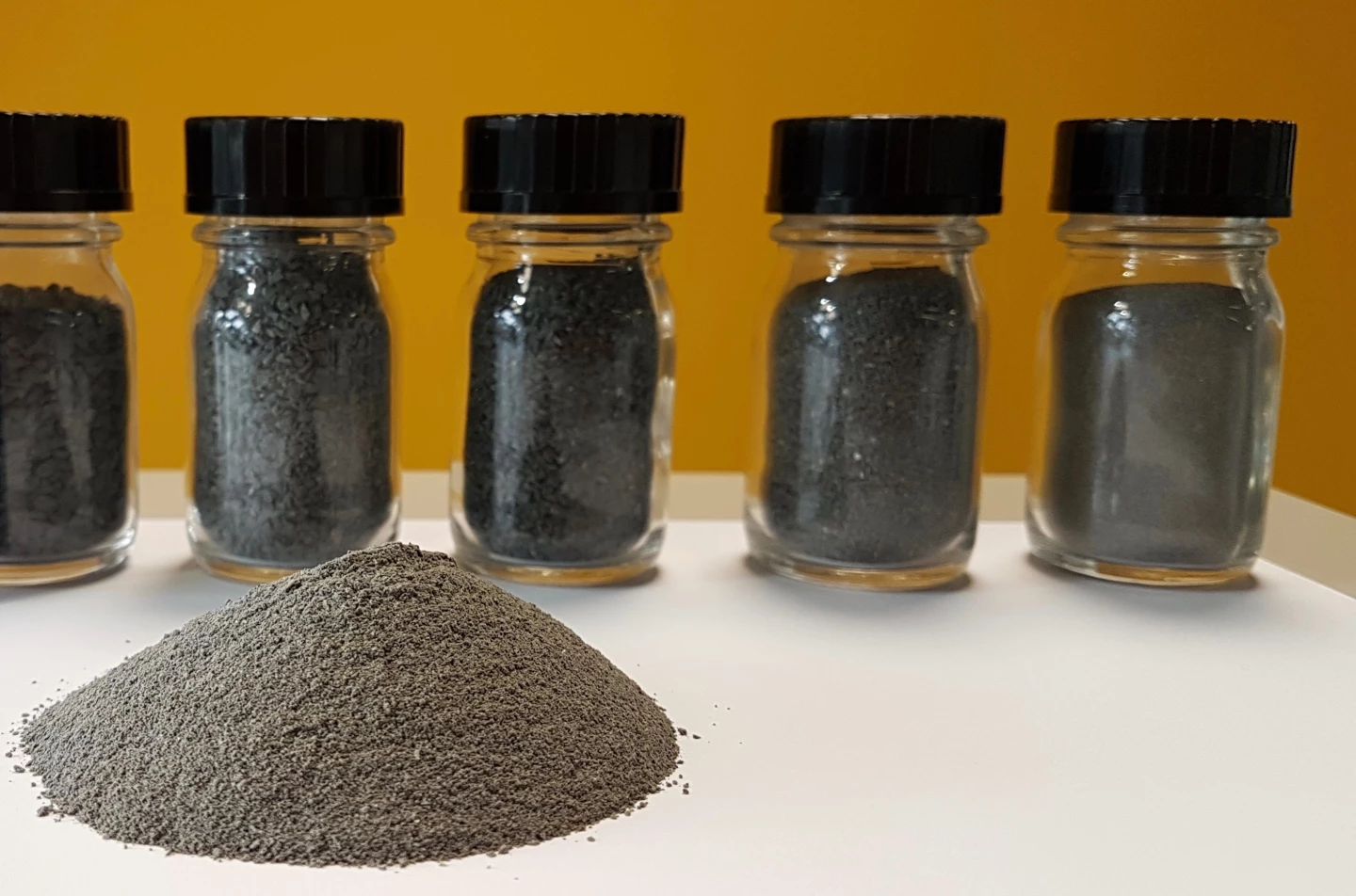 Lunar test simulant EAC-1