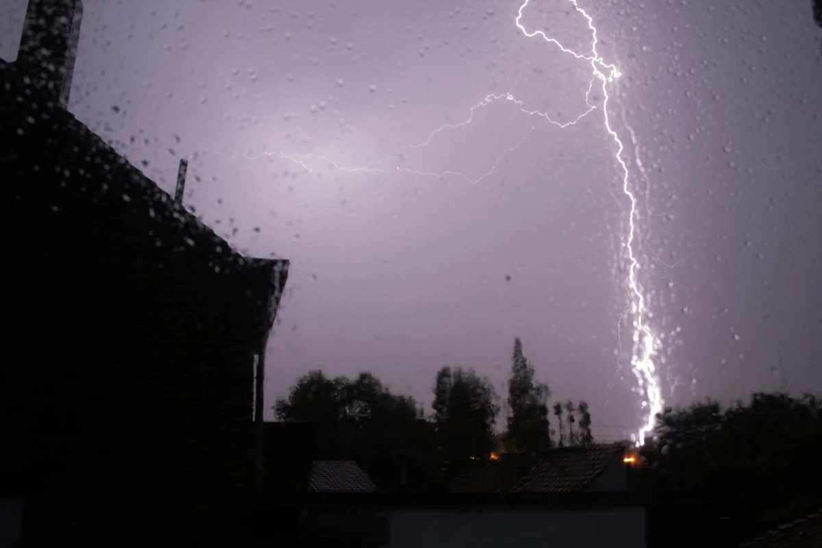 Are we really a step closer to harnessing the power of lightning? (Photo: Wim Vandenbussche)