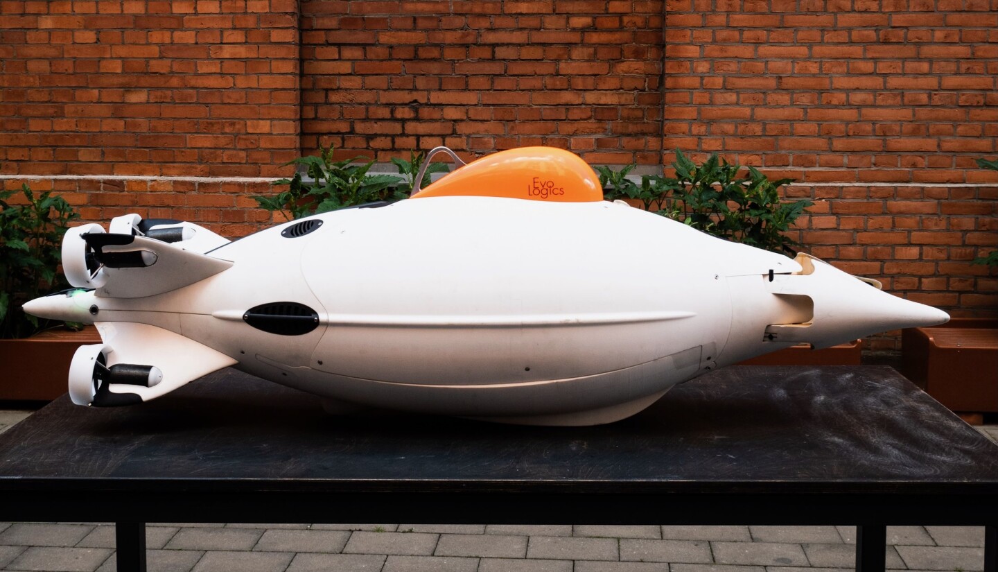 The Quadroin's predecessor, the one-off PingGuin