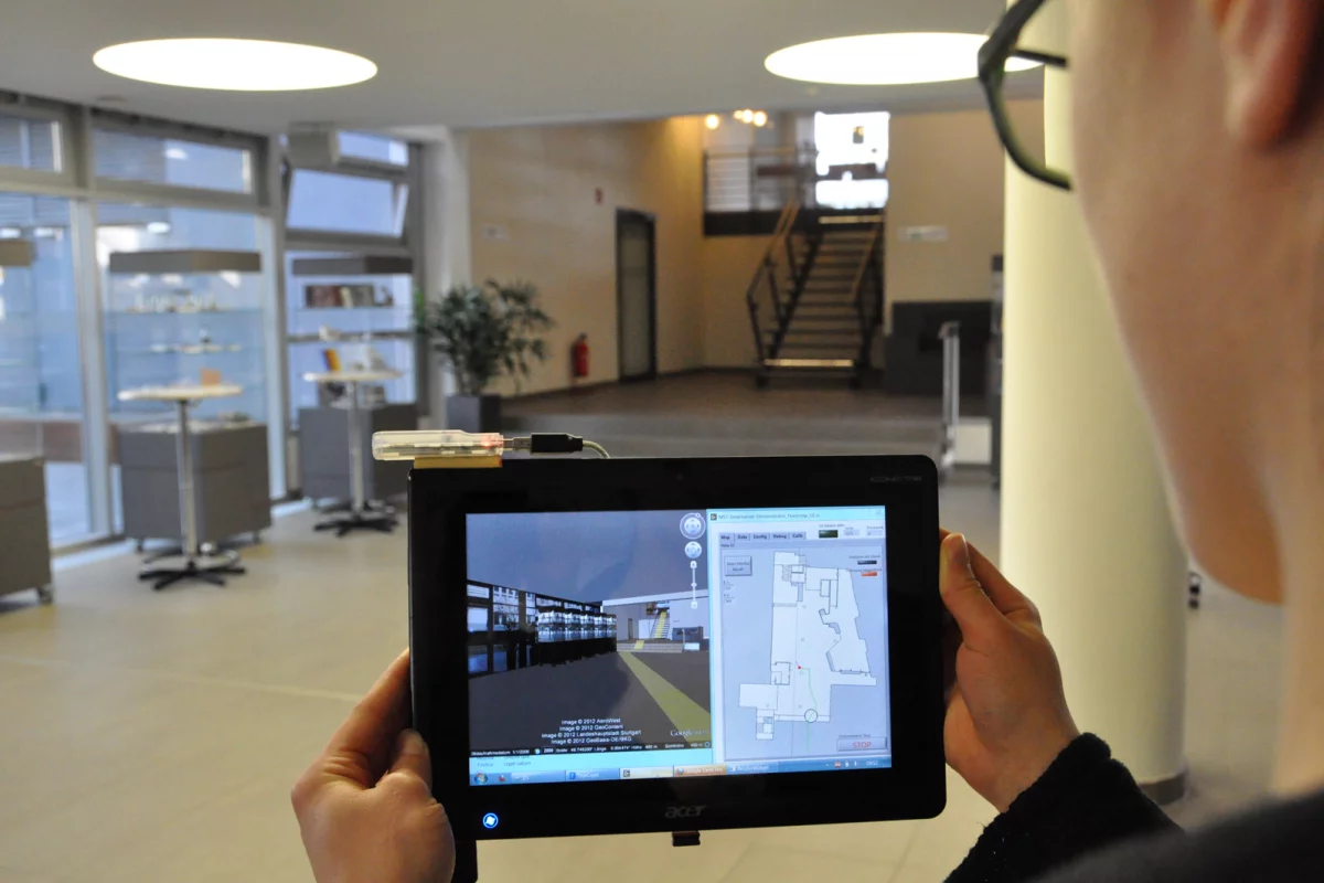 The Smartsense system provides real-time turn by turn navigation indoors (Photo: Fraunhofer IPA)