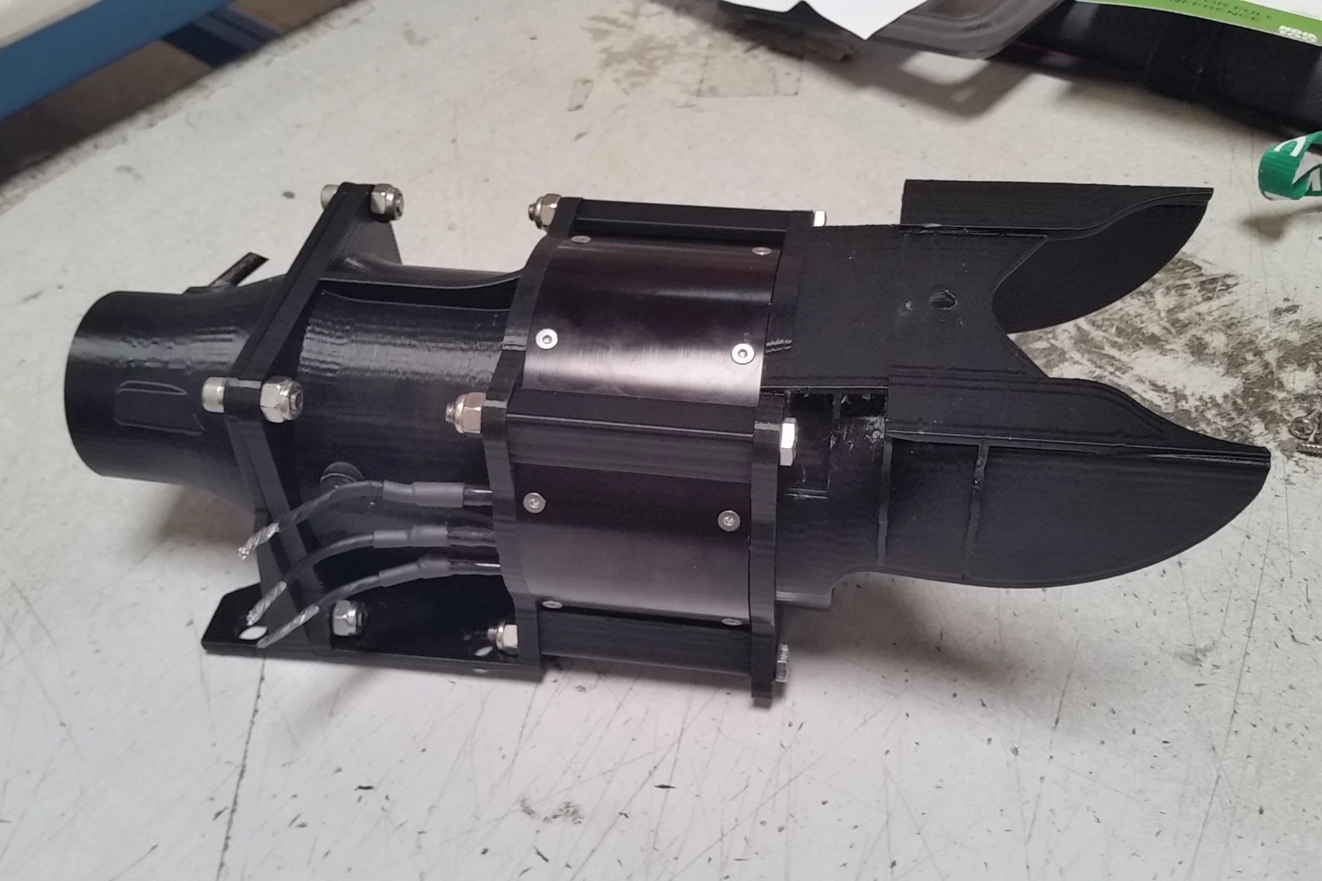 New electric jet drive revolutionizes fishing kayaks