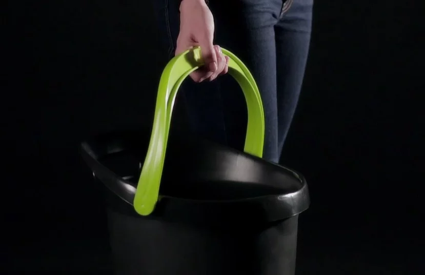 The Leaktite Big Gripper features ergonomic handles, a better pouring spout, and measurement markers on the inside