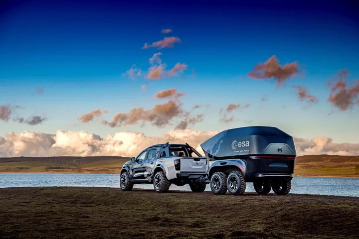 The enhanced sensor set helps the Navara driver find the best spot for setting the trailer up