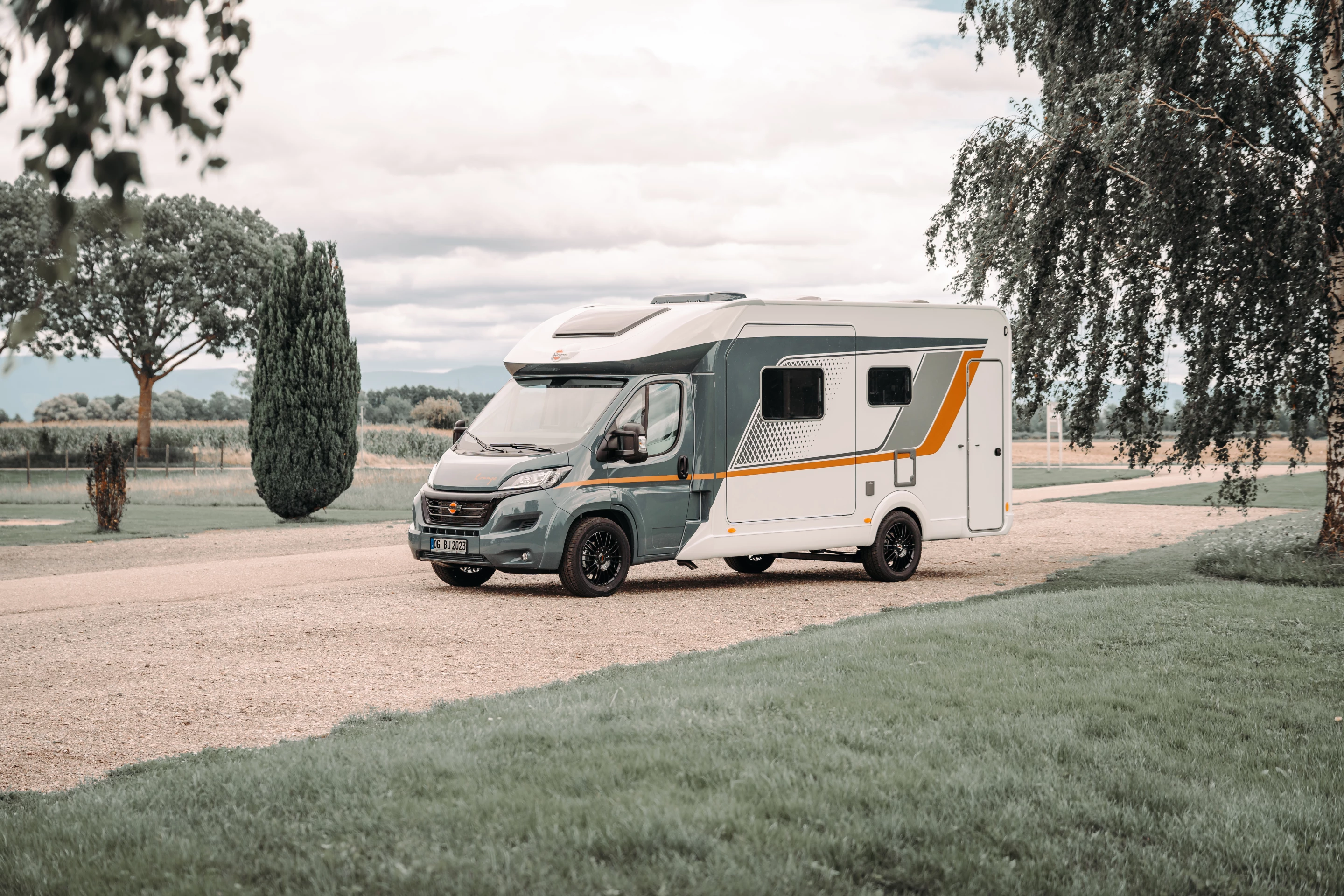 Bürstner Lyseo TD Lounge sidewall retracted