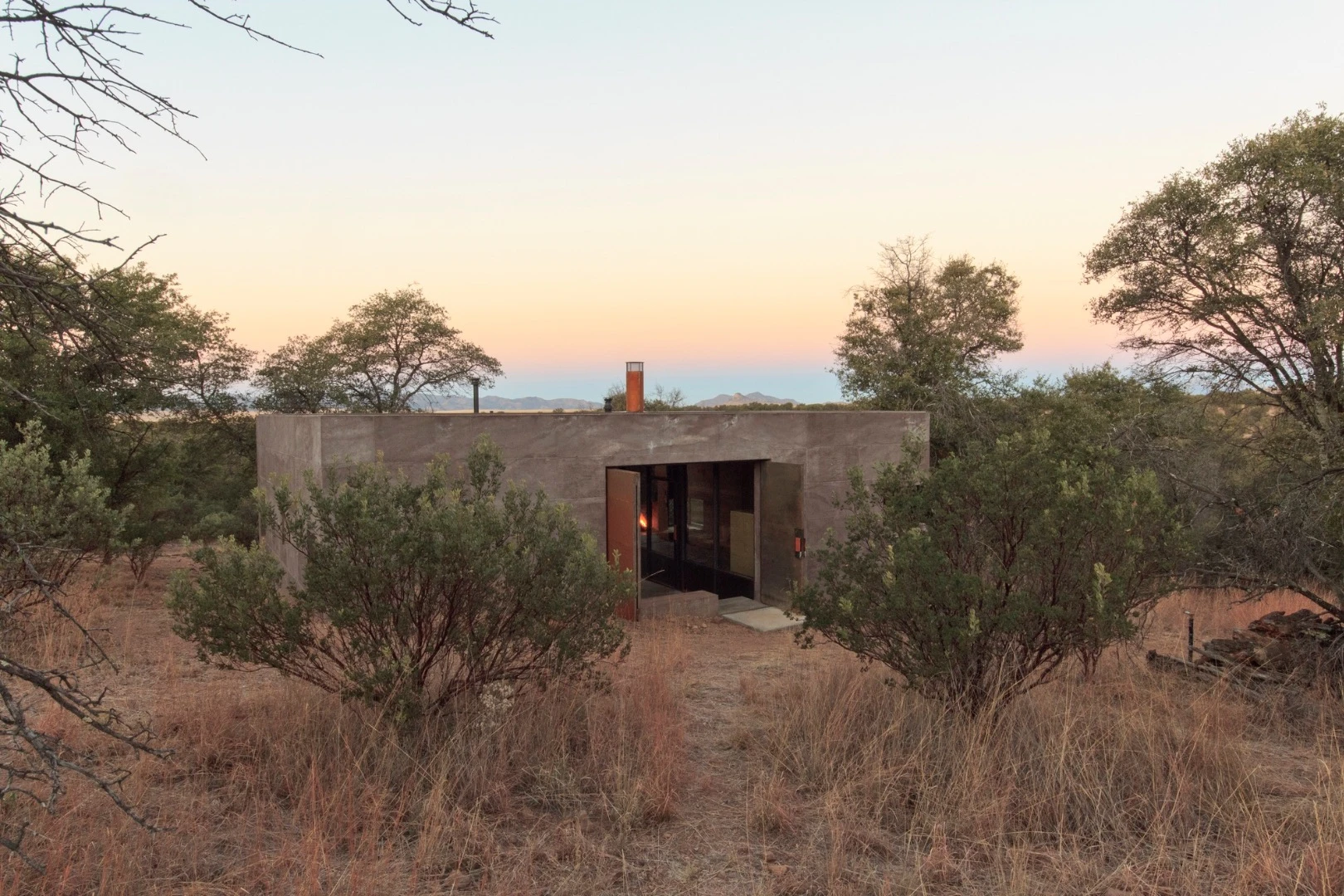 Only one truck full of waste resulted form the home's construction
