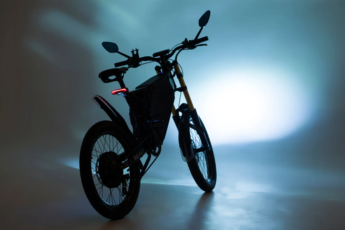 Delfast has updated its fastest model, with the Top 2.0 rocking a 5 kW rear hub motor