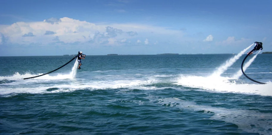 The Jetlev R200 Flyer