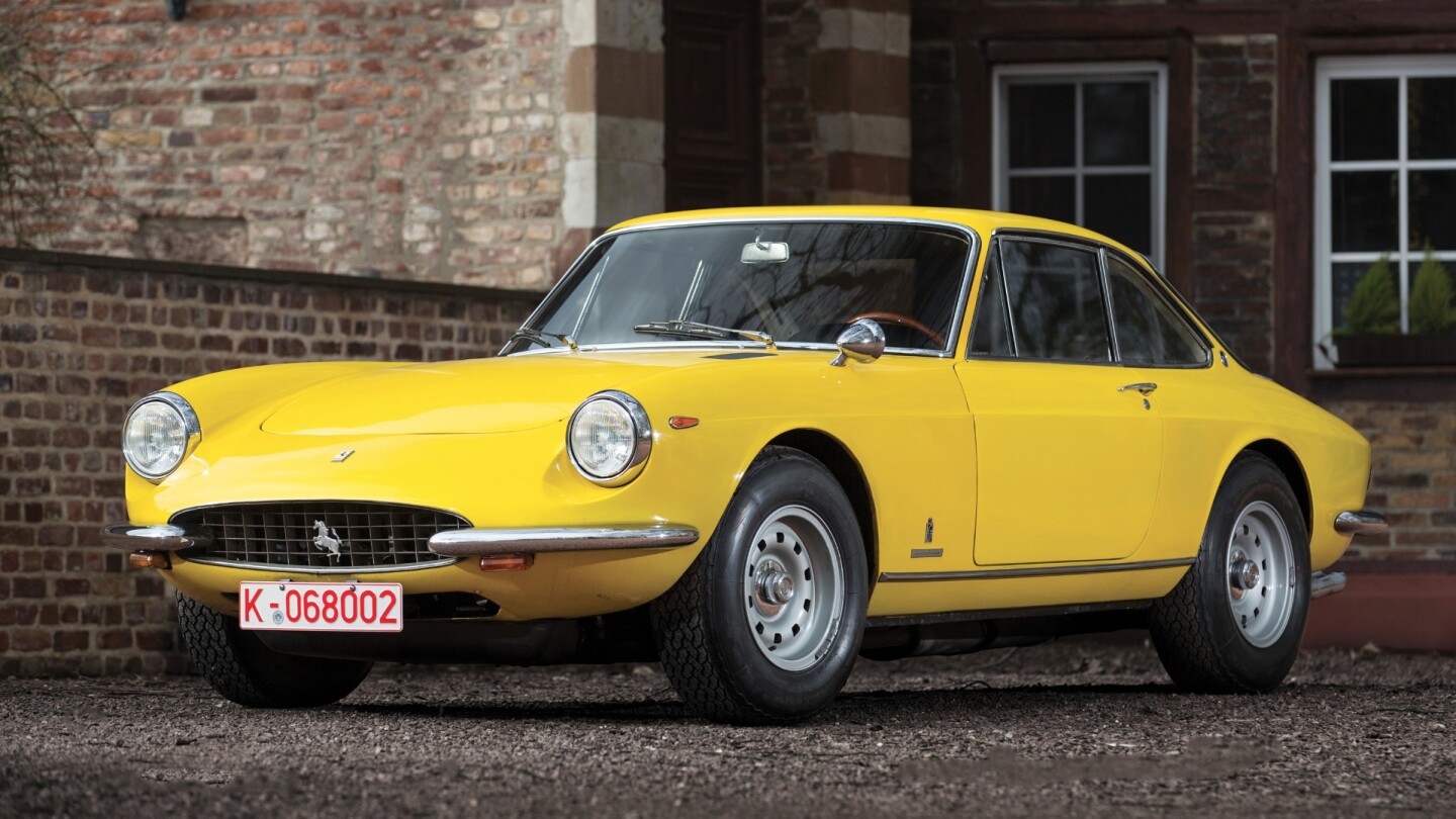 This 1969 Ferrari 365 GTC sold for €582,400 ($651,165) Auction Link
