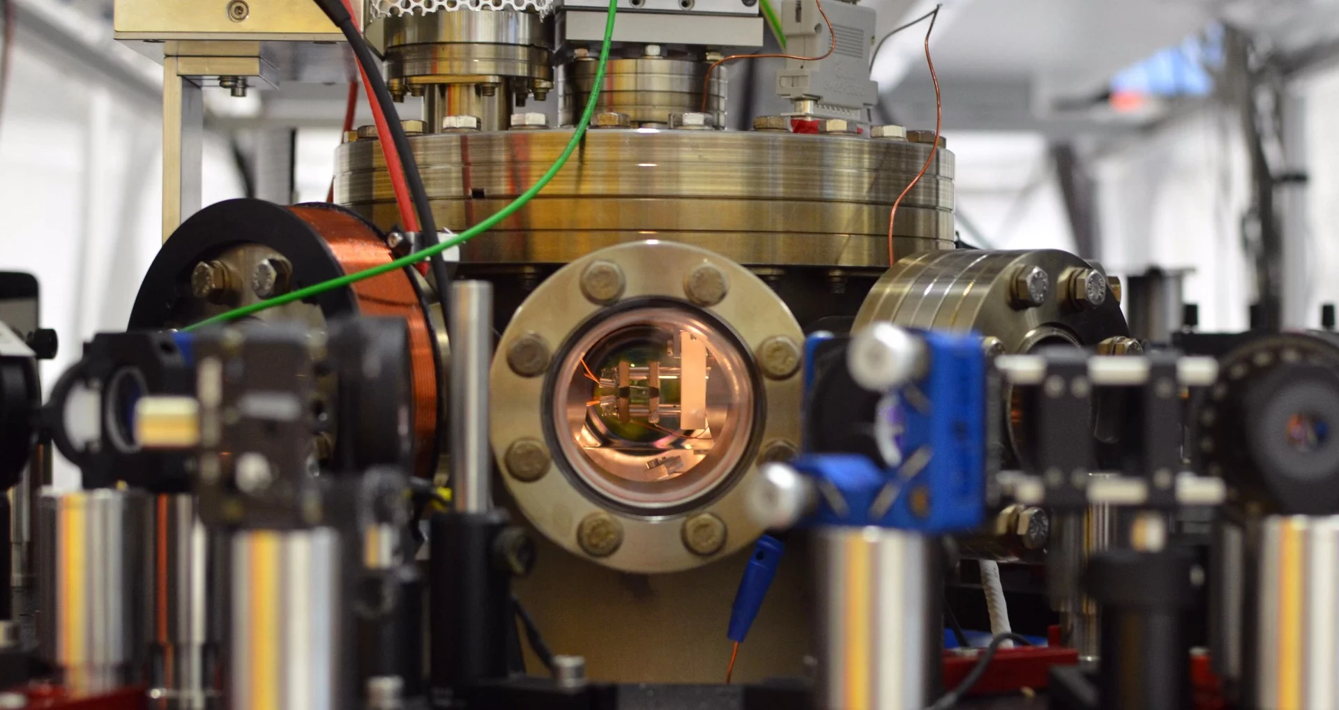 A team of physicists has just created the world's smallest working engine from a single electrically-charged atom