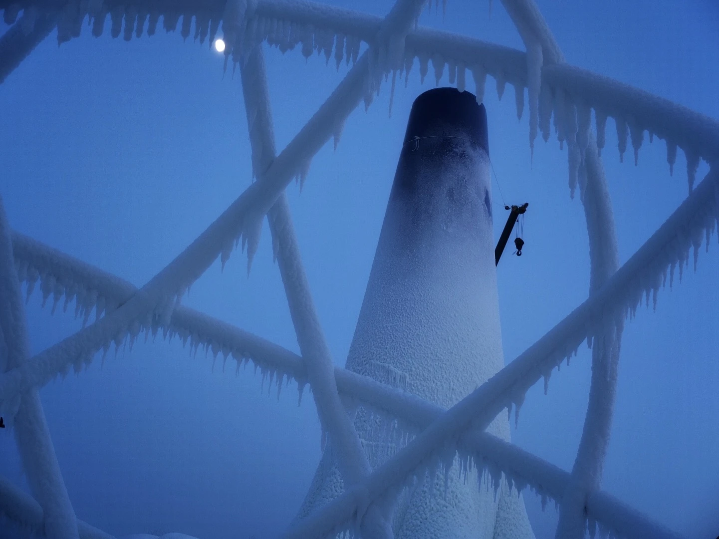The Flamenco Ice tower is located in Harbin, China