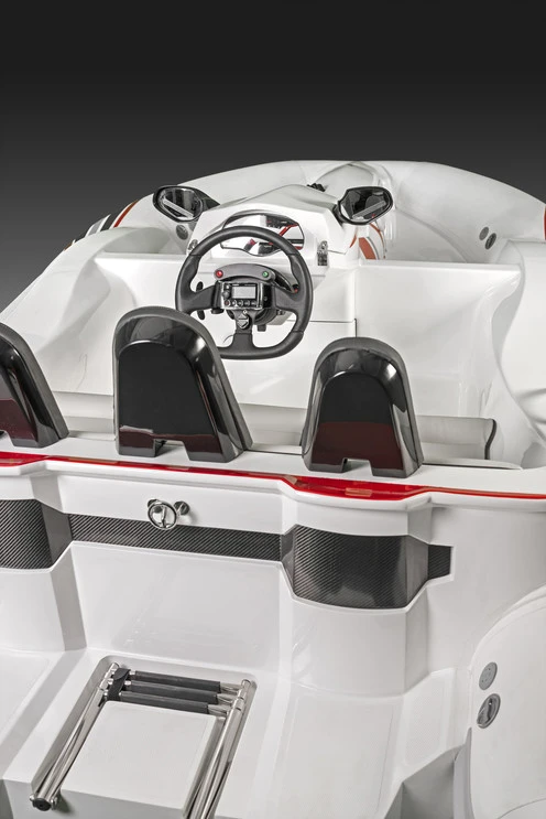 The 3.5 meter (11.5 ft) Seakart 335 features a carbon pallet with steering wheel