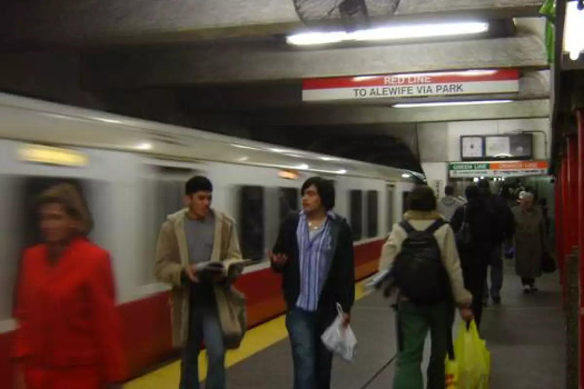 The Boston Subway (Photo: DanTD)