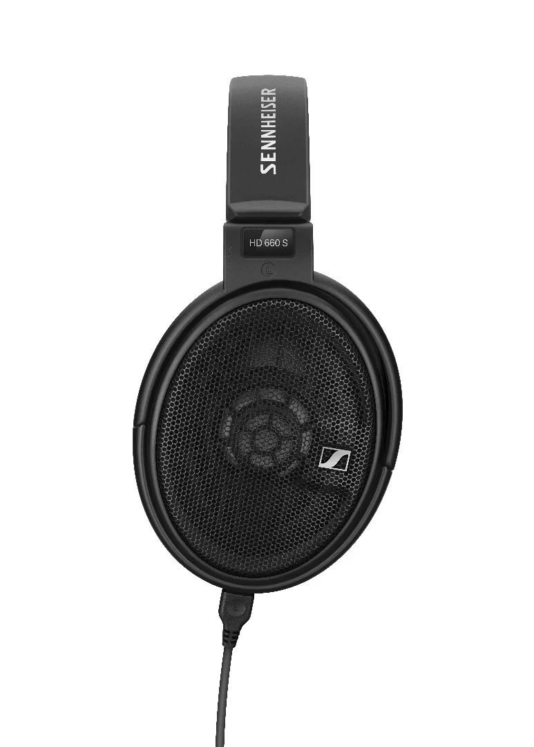 Sennheiser has reduced the impedance of the HD 660 S headphones to 150 ohms, meaning they can be driven by mobile Hi-Res audio players