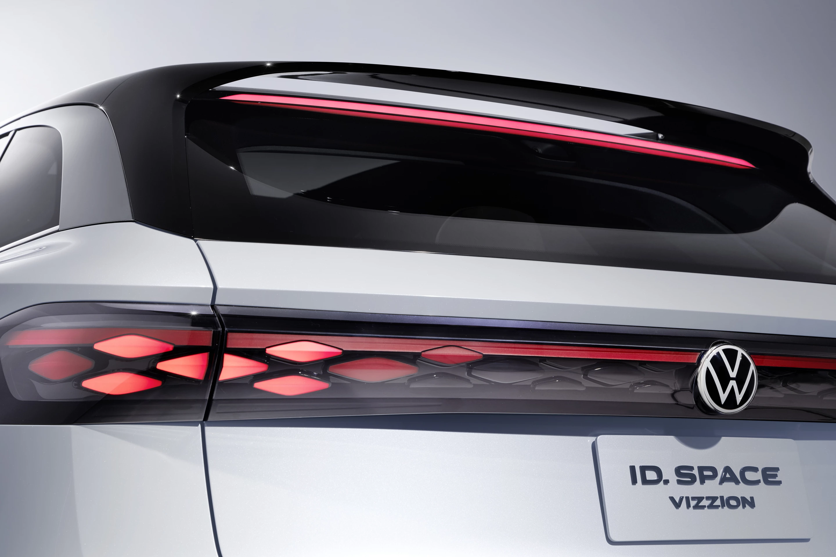 Lighting at the rear of the Space Vizzion Concept mimics that of the front