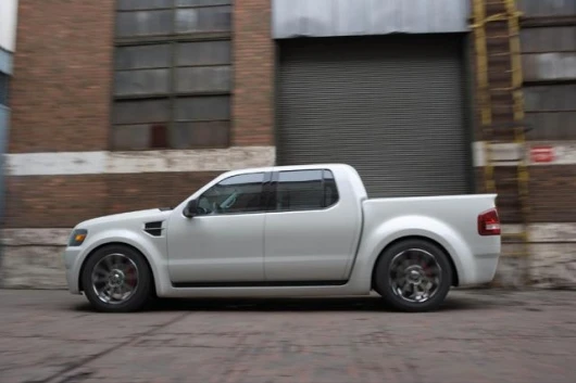 The Sport Trac Adrenalin follows the Ford Explorer Sport Trac concept, which debuted at the 2005 North American International Auto Show.