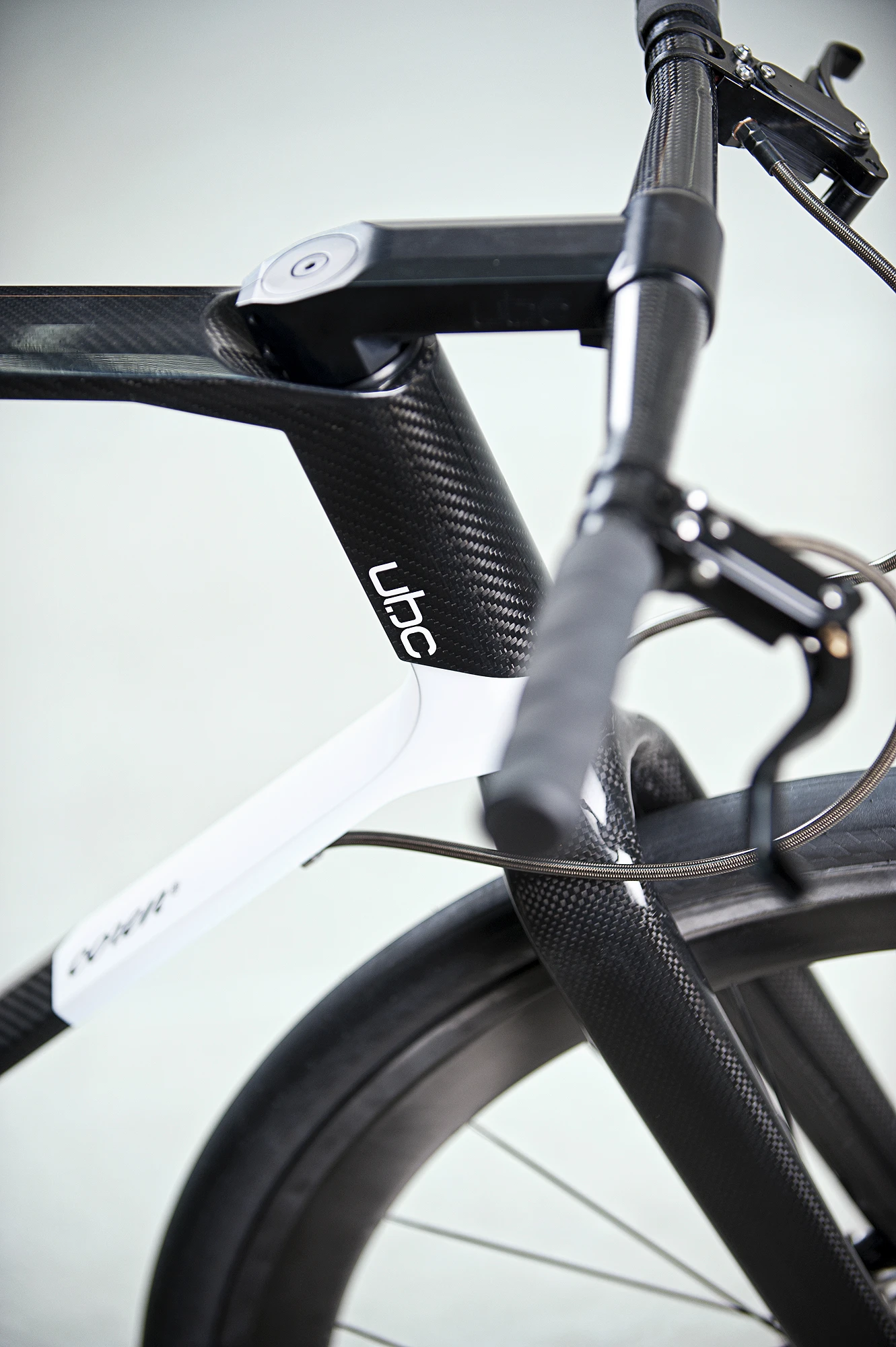 Components come from such suppliers as BOR, ENVE, Schmolke, Trickstuff and Tune