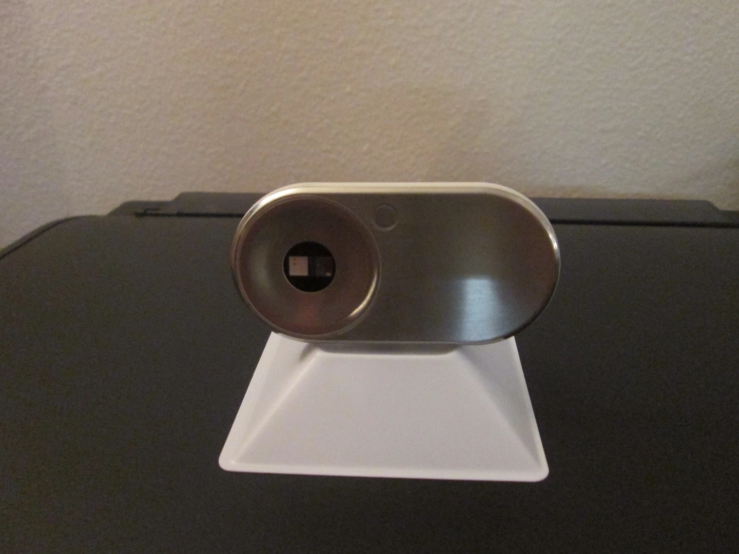 Mocaheart uses a portable scanner and a smartphone app