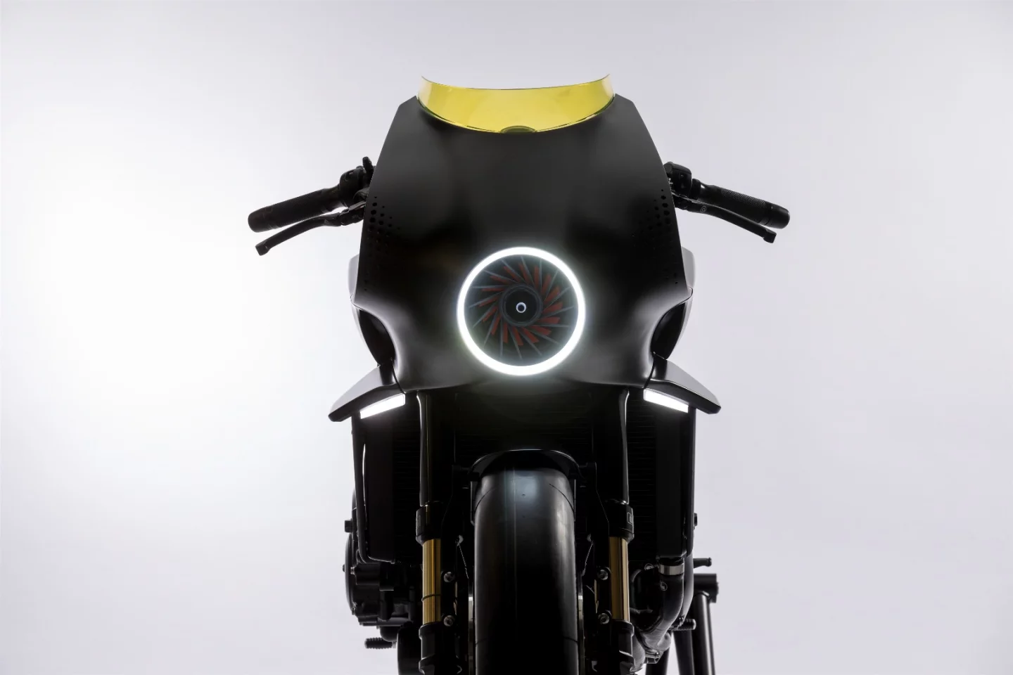 Honda's CB4 Interceptor concept: angel eye and turbine style headlight