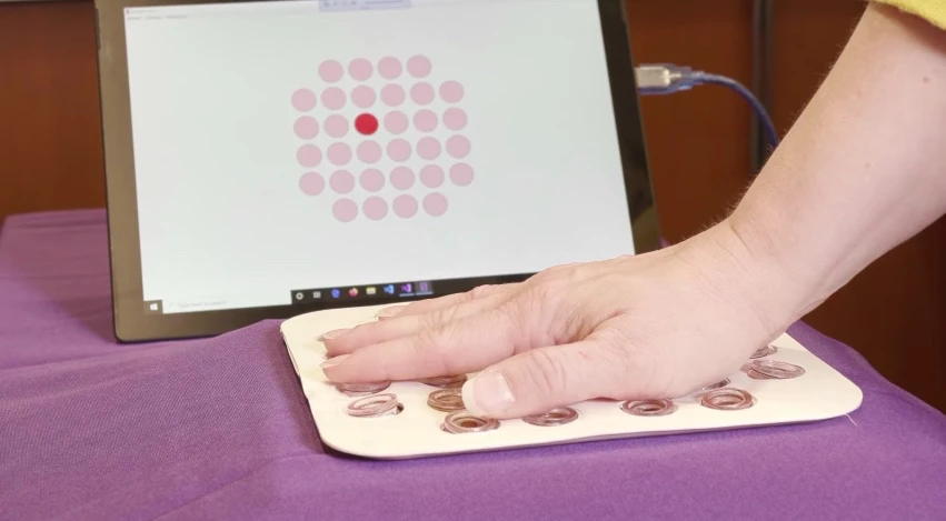 The patch wirelessly communicates with a mobile device or computer, up to a distance of 1 meter (3.3 ft)