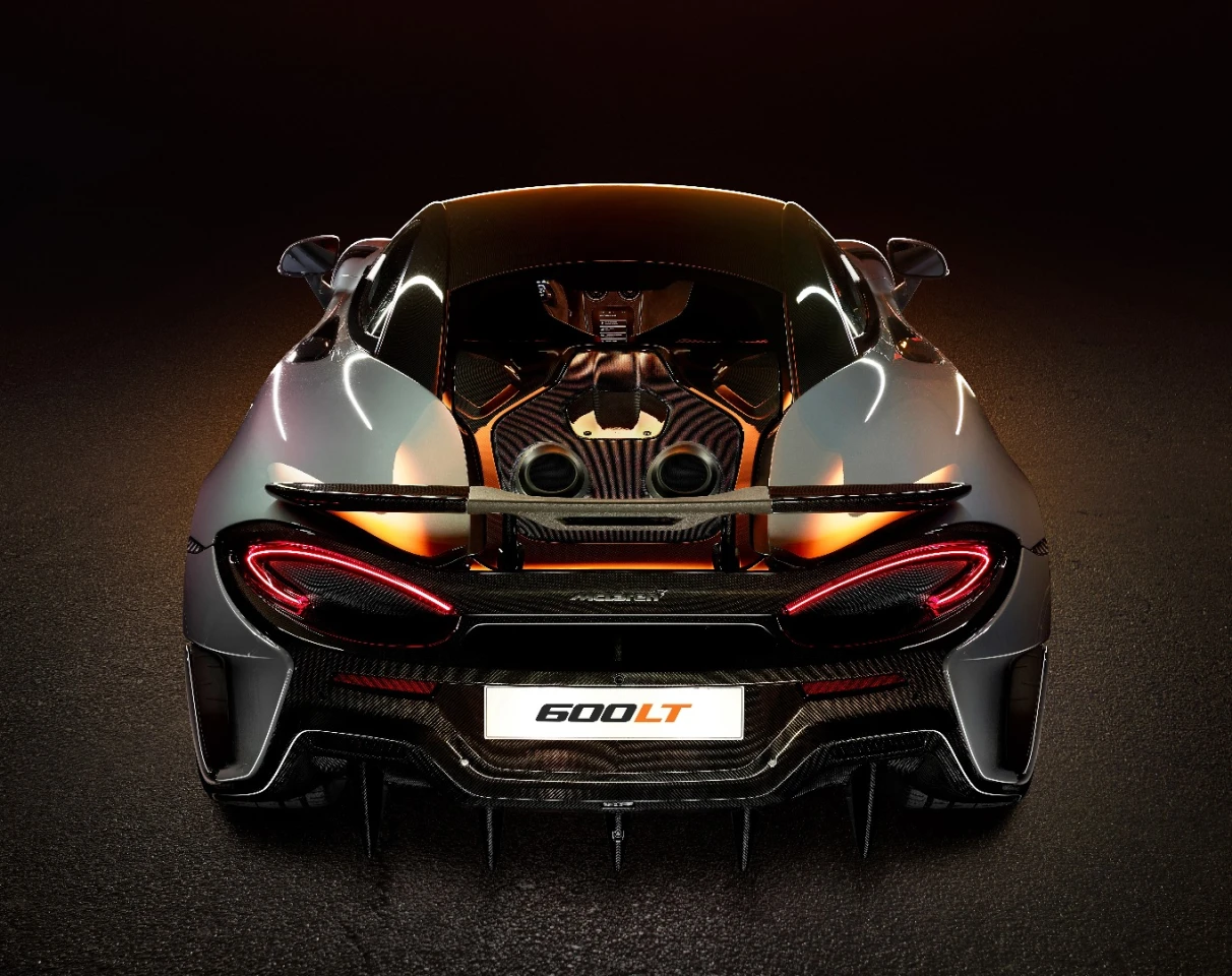 McLaren 600LT: the one with the pipes on top