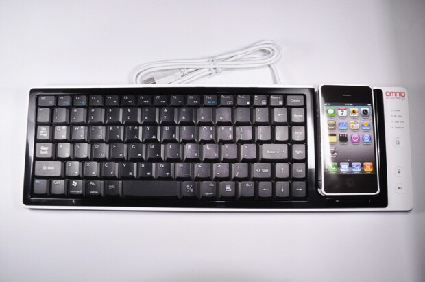 WOW-Keys is a full-sized desktop keyboard that can serve as an input device for an iPhone, or that can use an iPhone as a multi-touch input device for an attached computer (Photo: CompuExpert)