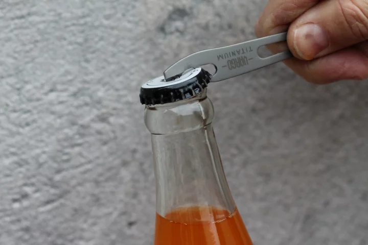 Poppin' bottles with the Titanium Scork