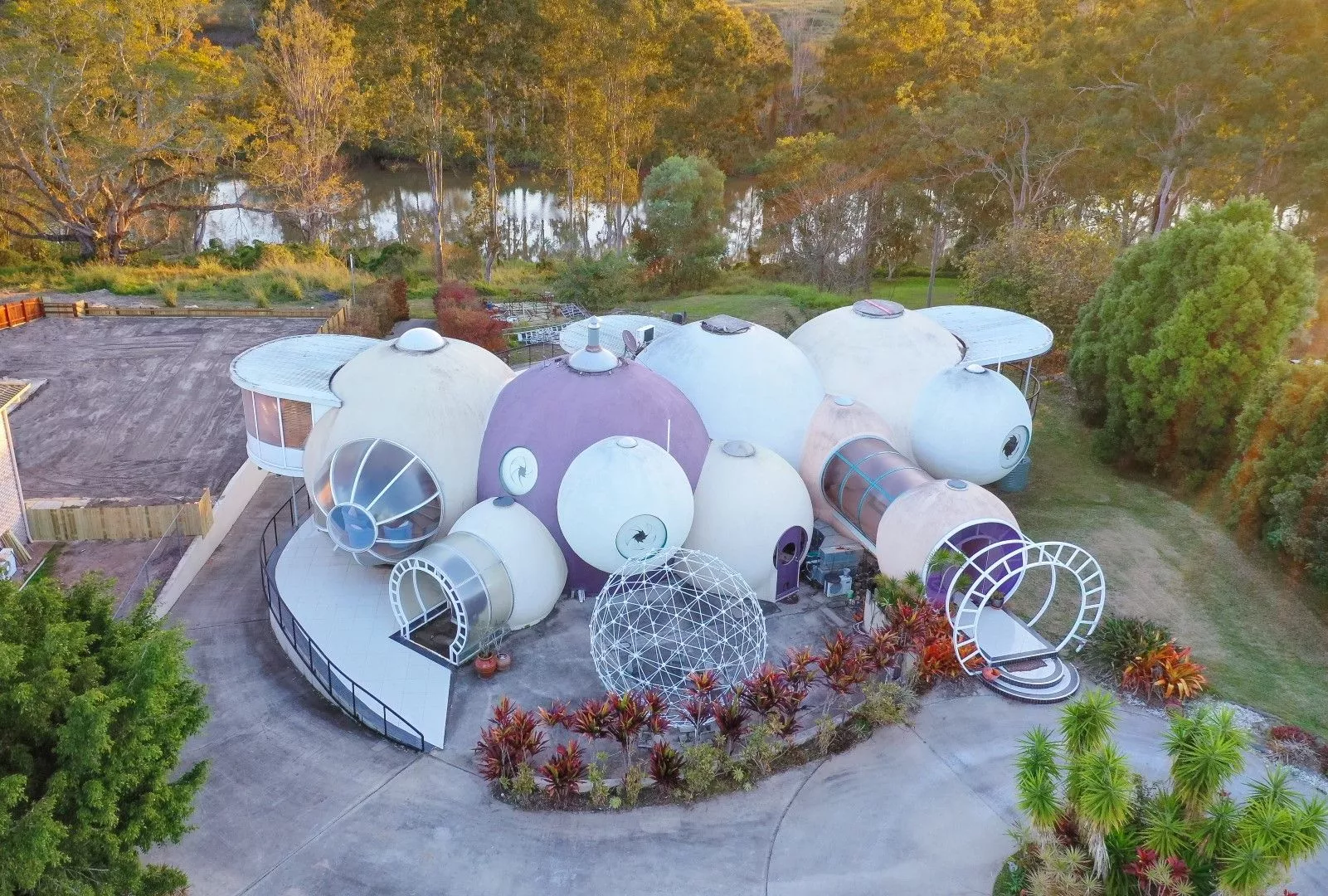 Eleven interconnecting domes