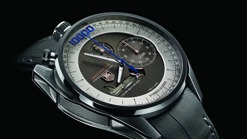 The TAG-Heuer Mikrogirder with an earlier face design.