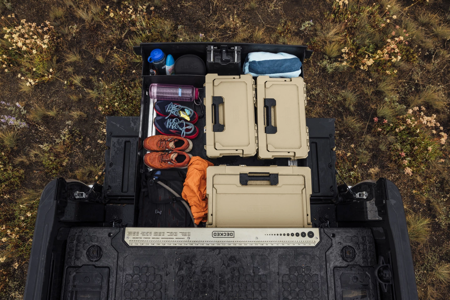 Decked has consolidated its two midsize pickup drawers into one higher-capacity single drawer