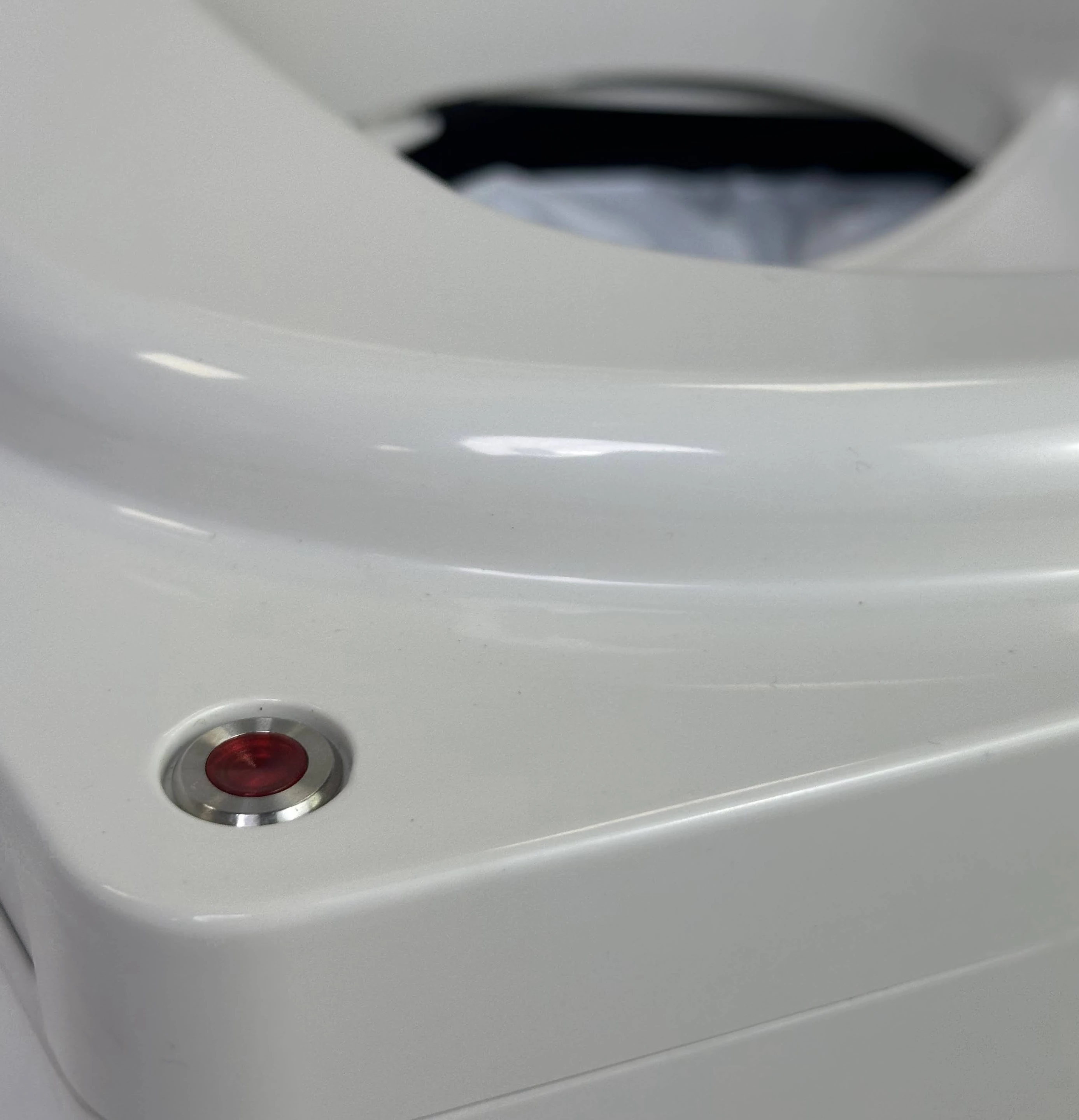 A simple push-button 12V operation makes the S1 a fast, easy toilet solution when camping, boating, RVing or otherwise "using the facilities" off-grid