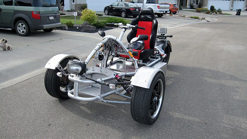 The Lithium Hawk three-wheeled homebuilt electric vehicle (Photo: Nap Pepin)