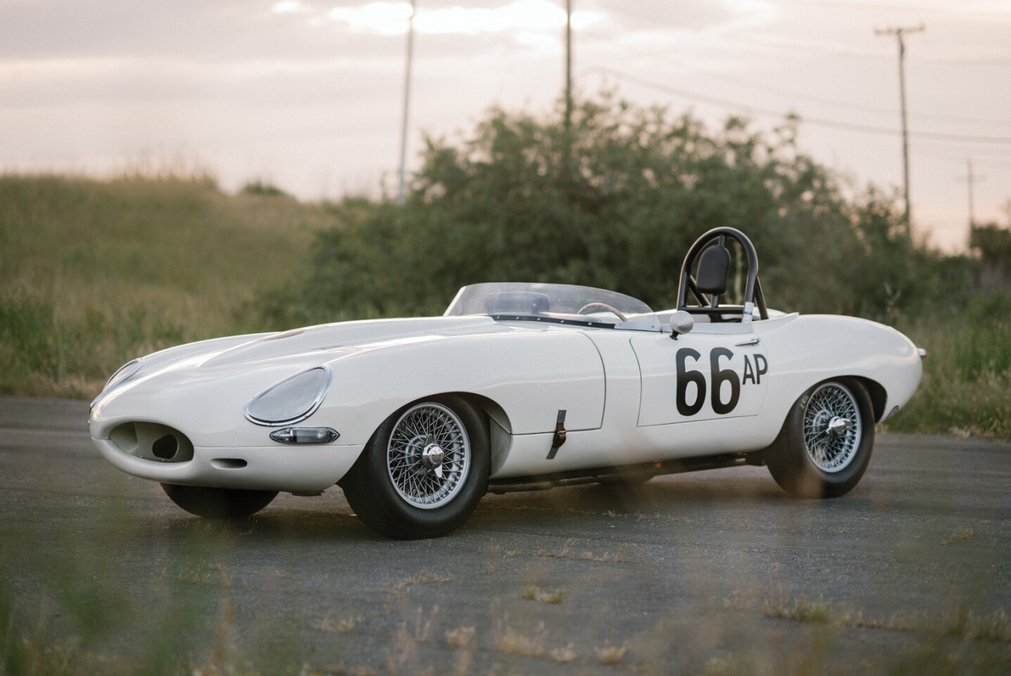 1962 Jaguar E-Type Series 1 3.8-Litre Roadster SCCA A-Production | Estimate: from $250,000 to $350,000 | Auction House: RM-Sotheby's | Official Auction Description