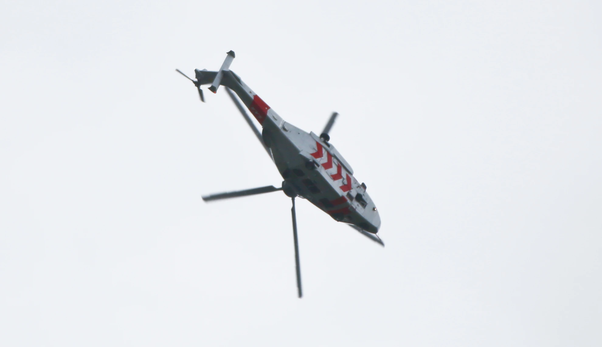 Eurocopter’s EC175 throwing shapes (Photo: Gizmag)