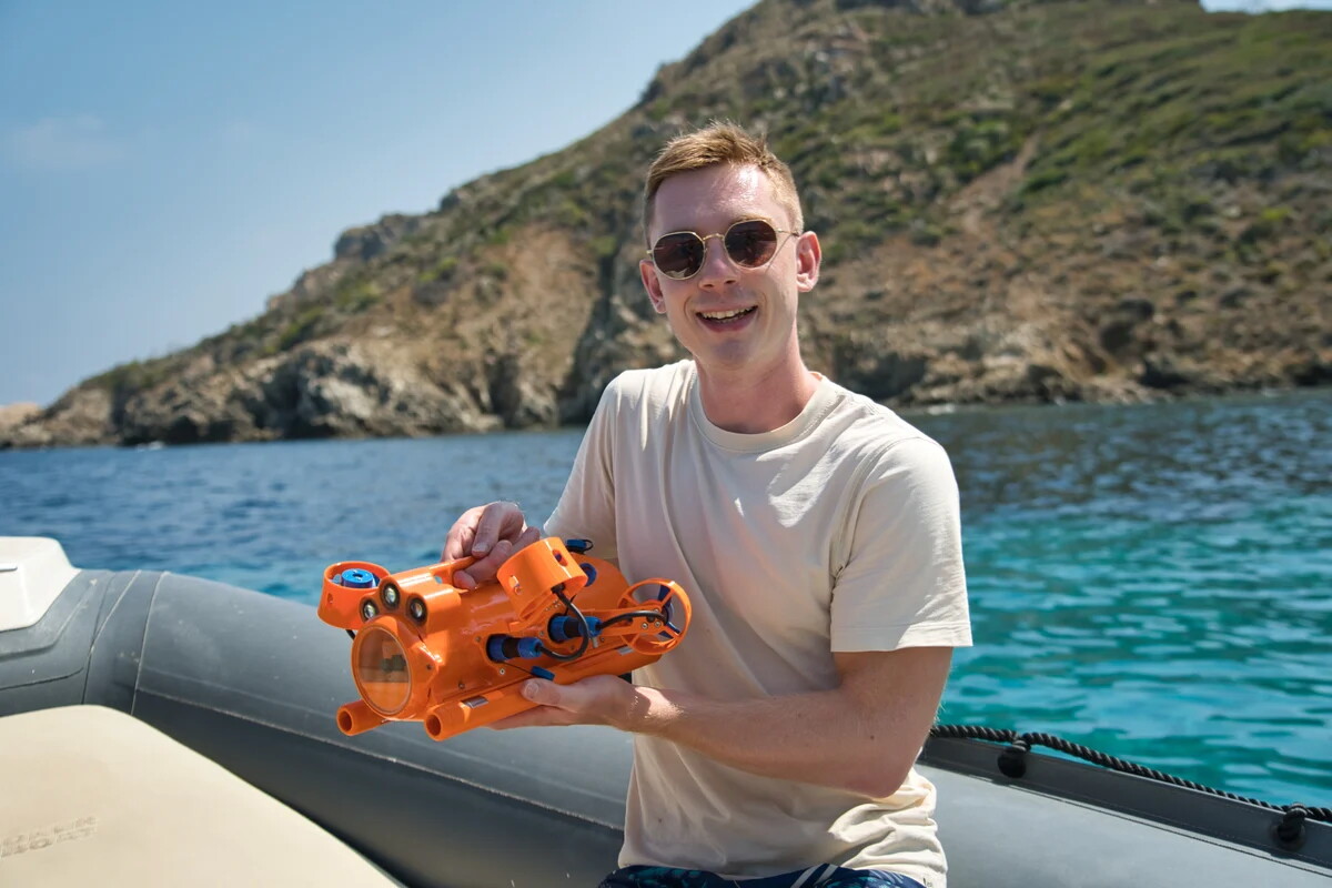 Diminutive drone is set to show you the underwater world