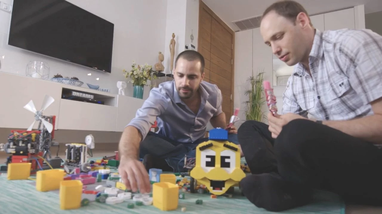 Algobrix is the brainchild of Dr. Danny Eizicovits and Amir Asor