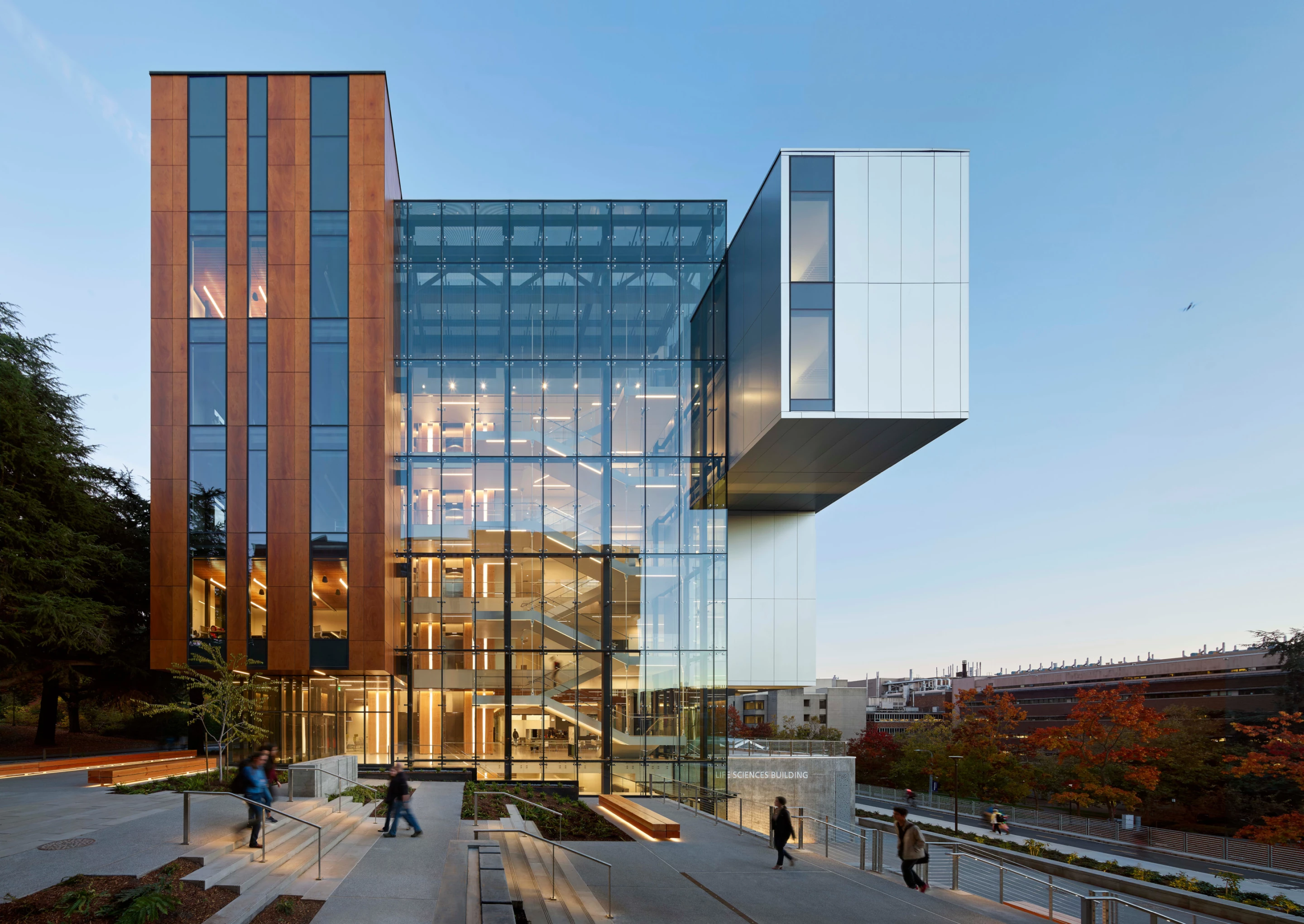 The University of Washington - Life Sciences Building is one of the sustainable projects highlighted in the 2021 COTE Top Ten Awards