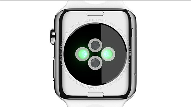 Four rear sensors measure heart rate