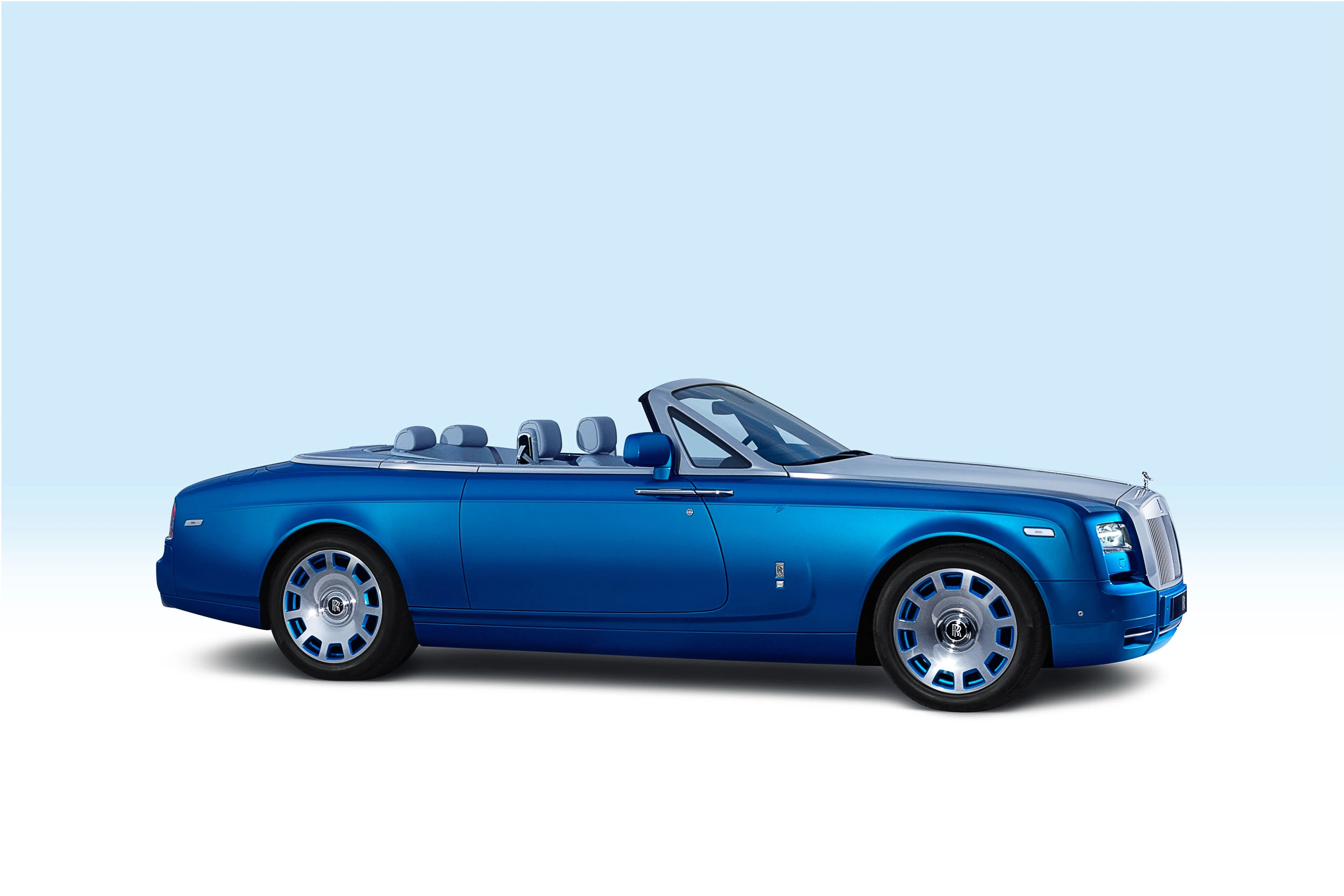 The Phantom Drophead is Roll-Royce's current leading drophead design