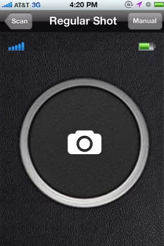 In the Satechi Bluetooth Smart Triggers regular shot mode, the smartphone acts as a simple wireless shutter, with users tapping a large button on the screen to take a photo