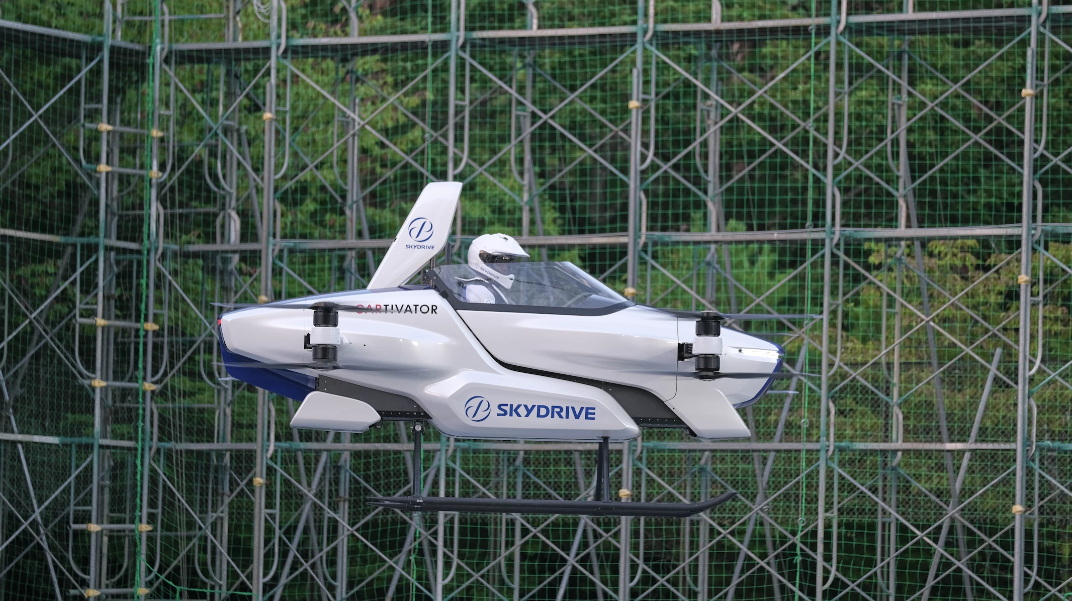 The SD-03 made its public flight debut on August 25 at the Toyota test field in Japan's Aichi prefecture