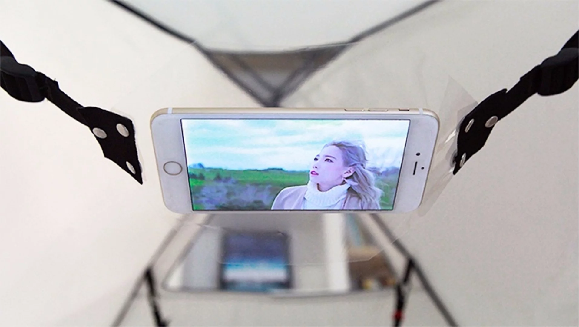 The Room in Room phone stand