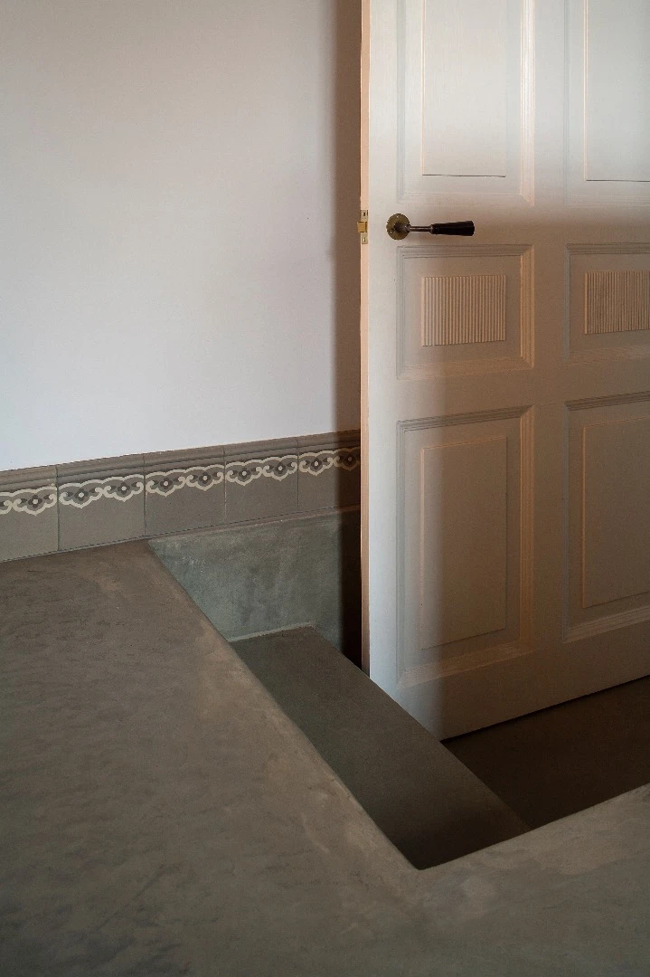 The interior is finished in high-end materials, both old and new