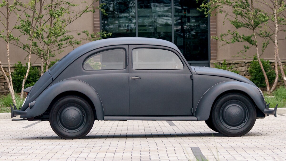 Last June (2016), a 1943 KDF Type 60 Beetle, also failed to meet reserve during The Finest's Elegance at Hershey auction, against an official estimate of $275,000 to $350,000. The reserve price is believed to have been $275,000.